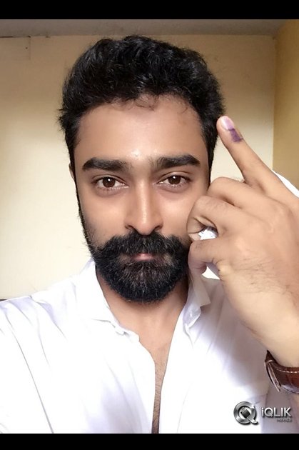 Celebrities-Cast-Vote-in-TN-Elections